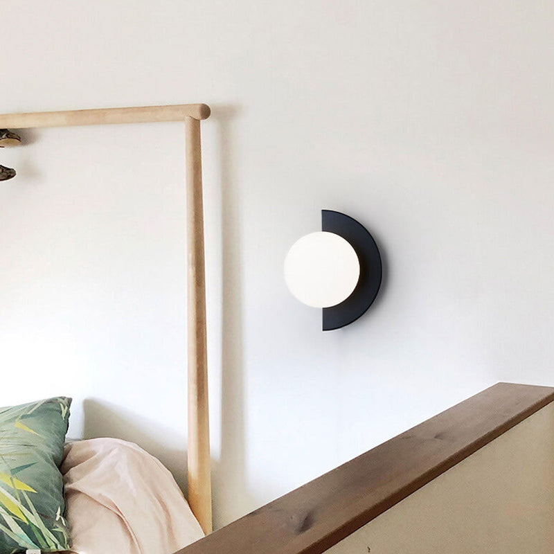 Elvaria Wall Lamp – Semi-Circular Design with Metal Frame