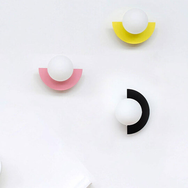 Elvaria Wall Lamp – Semi-Circular Design with Metal Frame