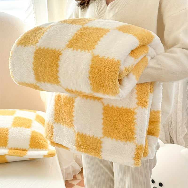 Novira Throw – Soft Flannel Texture with Checked Design
