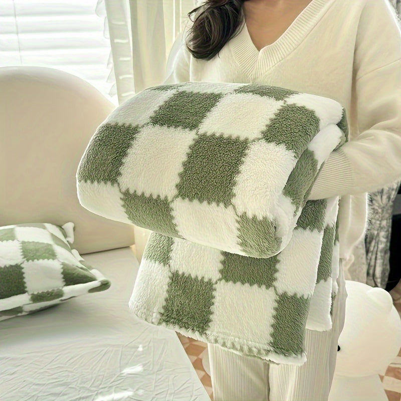Novira Throw – Soft Flannel Texture with Checked Design