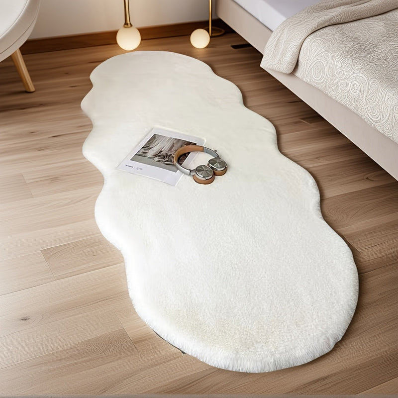 Velmara Plush Rug – Half-Round Shape