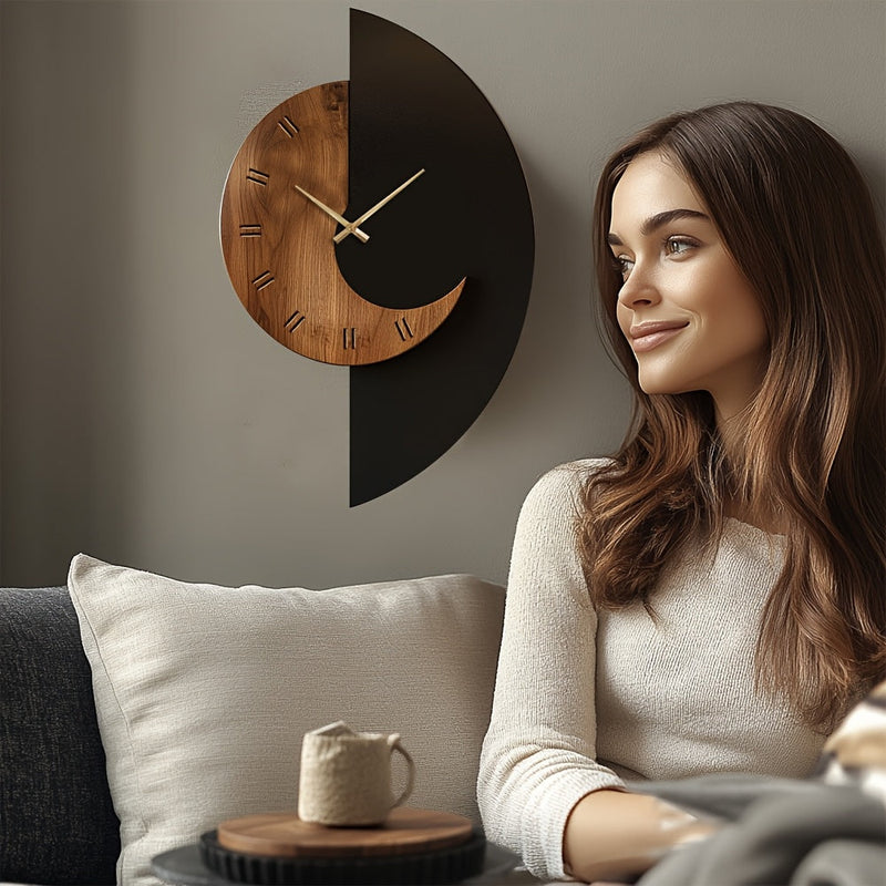 Elvaira Wooden Wall Clock – Organic Shape with Stylish Timepiece