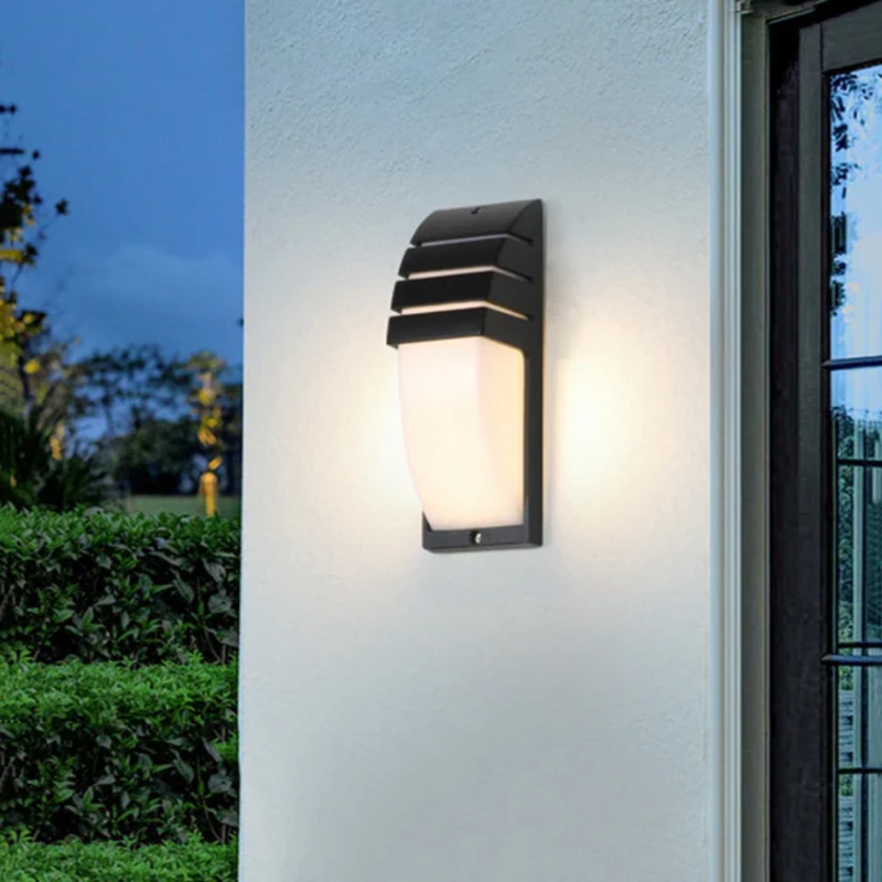 Veyron Outdoor Wall Light – LED with Motion Sensor