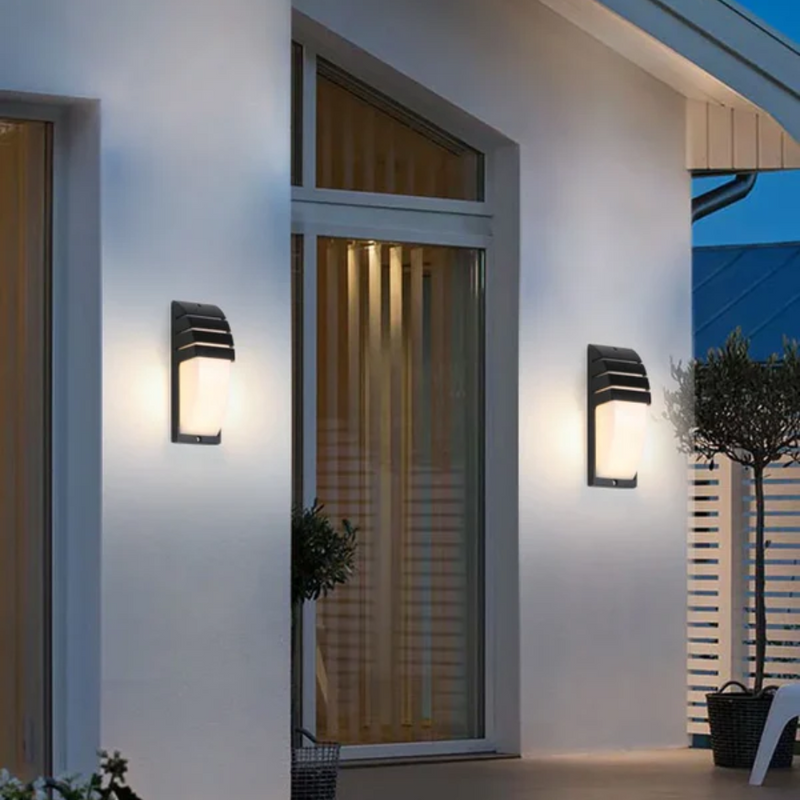 Veyron Outdoor Wall Light – LED with Motion Sensor