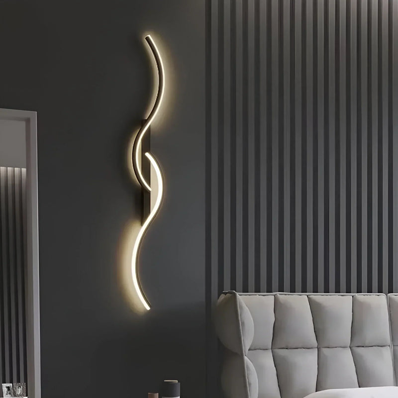 Modern Curved LED Wall Lamp for Indoor Use with Atmospheric Lighting