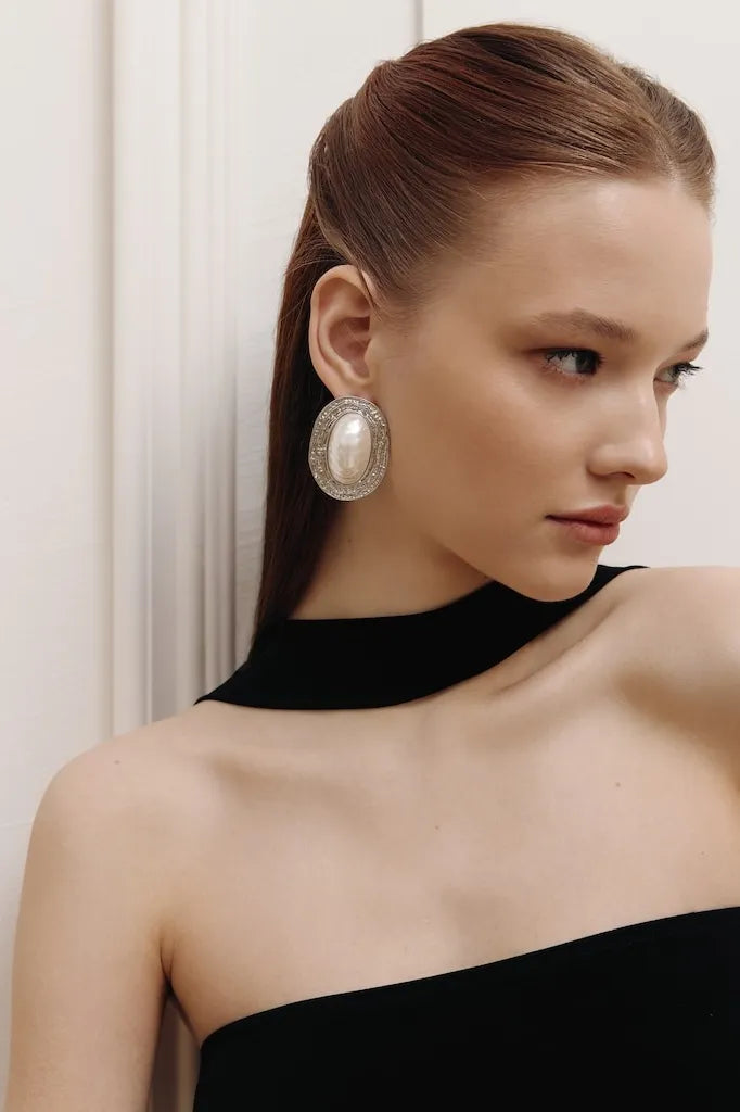 Isabelle | Striking Vintage Pearl Earrings for Women