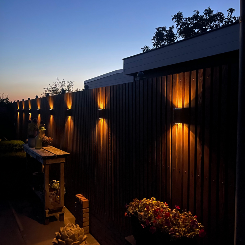 Solvane Solar LED Outdoor Lamp – Modern Design with Automatic Sensor