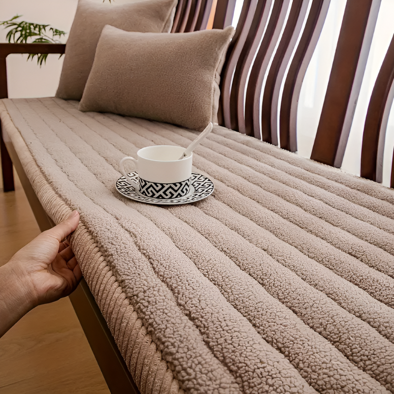 Paviron Sofa Cover – Anti-Slip Protection for Sofas with Pets
