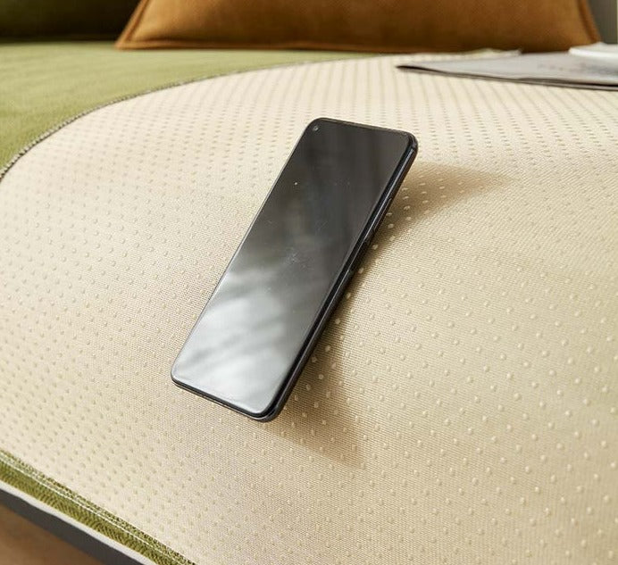 Pavira Pet Sofa Cover – Non-slip Protection