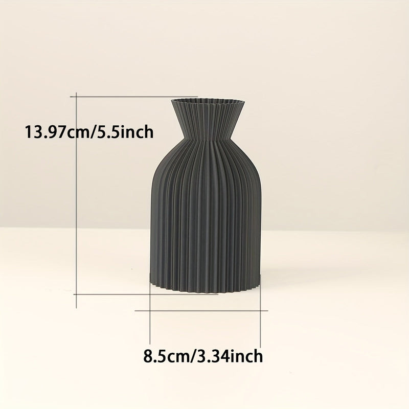 Orvessa Vase – Cylinder Shape with Boho Style