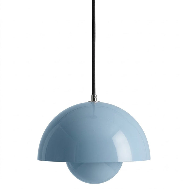 Aurevia Pendant Light – Scandinavian Design with Soft Lighting