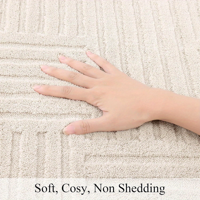 Aurevane Rug – Beige High-Pile Design with Jacquard Structure