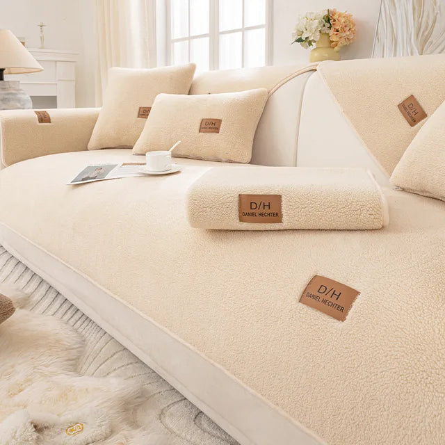 Velmoro Sofa Cover – Sherpa Fleece with Non-Slip Bottom